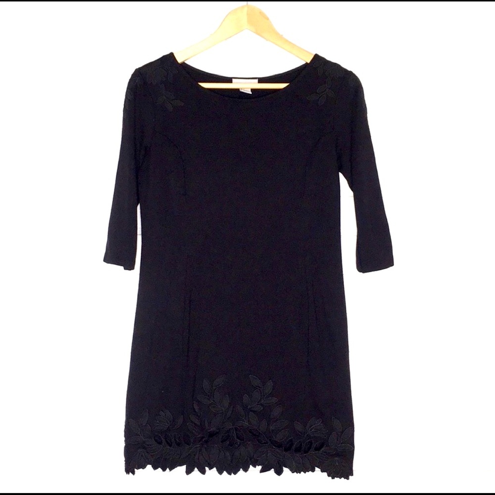 ✨HP✨🦋 3/$9 H&M Black Leaf design mini tunic Dress cutout hemline & 3/4 sleeves